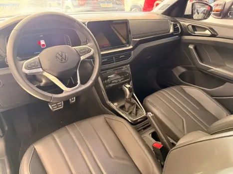 VOLKSWAGEN T-Cross 1.4 4P 250 TSI FLEX HIGHLINE AUTOM�TICO, Foto 9