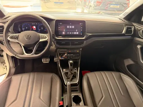 VOLKSWAGEN T-Cross 1.4 4P 250 TSI FLEX HIGHLINE AUTOM�TICO, Foto 16