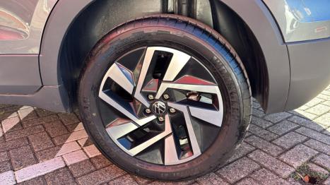 VOLKSWAGEN T-Cross 1.4 4P 250 TSI FLEX HIGHLINE AUTOM�TICO, Foto 10
