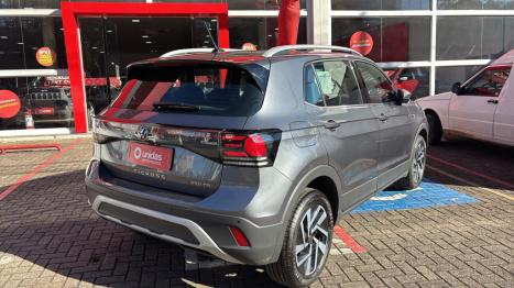 VOLKSWAGEN T-Cross 1.4 4P 250 TSI FLEX HIGHLINE AUTOM�TICO, Foto 13