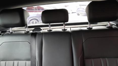 VOLKSWAGEN T-Cross 1.4 4P 250 TSI FLEX HIGHLINE AUTOM�TICO, Foto 11