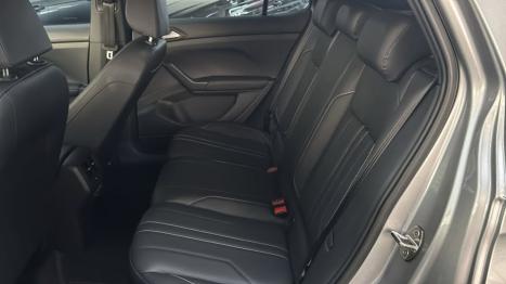 VOLKSWAGEN T-Cross 1.4 4P 250 TSI FLEX HIGHLINE AUTOM�TICO, Foto 9