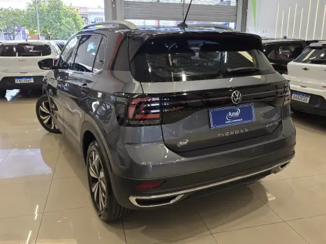 VOLKSWAGEN T-Cross 1.4 4P 250 TSI FLEX HIGHLINE AUTOM�TICO, Foto 4