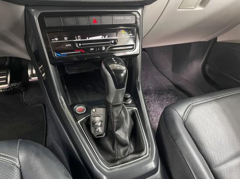 VOLKSWAGEN T-Cross 1.4 4P 250 TSI FLEX HIGHLINE AUTOM�TICO, Foto 17