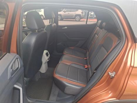 VOLKSWAGEN T-Cross 1.4 4P 250 TSI FLEX HIGHLINE AUTOM�TICO, Foto 8