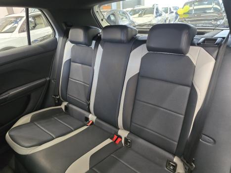 VOLKSWAGEN T-Cross 1.4 4P 250 TSI FLEX HIGHLINE AUTOM�TICO, Foto 17