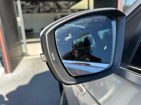 VOLKSWAGEN T-Cross 1.4 4P 250 TSI FLEX HIGHLINE AUTOM�TICO, Foto 9