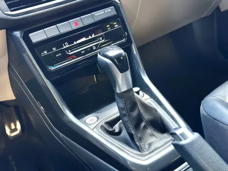 VOLKSWAGEN T-Cross , Foto 18