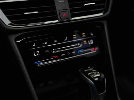 VOLKSWAGEN Taos 1.4 16V 4P FLEX 250 TSI HIGHLINE AUTOM�TICO, Foto 10