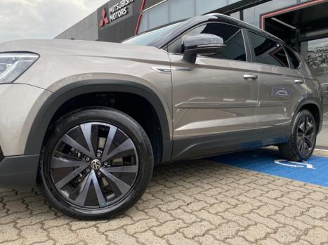 VOLKSWAGEN Taos 1.4 16V 4P FLEX 250 TSI HIGHLINE AUTOMTICO, Foto 2