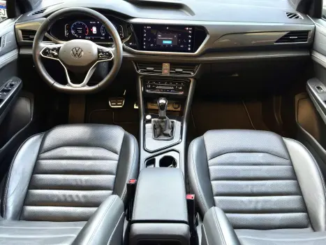 VOLKSWAGEN Taos 1.4 16V 4P FLEX 250 TSI HIGHLINE AUTOM�TICO, Foto 17