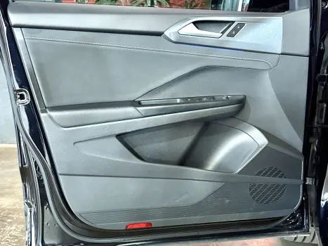 VOLKSWAGEN Taos 1.4 16V 4P FLEX 250 TSI HIGHLINE AUTOM�TICO, Foto 20