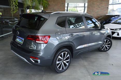 VOLKSWAGEN Taos 1.4 16V 4P FLEX 250 TSI HIGHLINE AUTOM�TICO, Foto 8