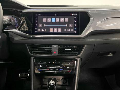 VOLKSWAGEN Taos 1.4 16V 4P FLEX 250 TSI HIGHLINE AUTOM�TICO, Foto 18