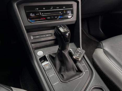 VOLKSWAGEN Taos 1.4 16V 4P FLEX 250 TSI COMFORTLINE AUTOM�TICO, Foto 17