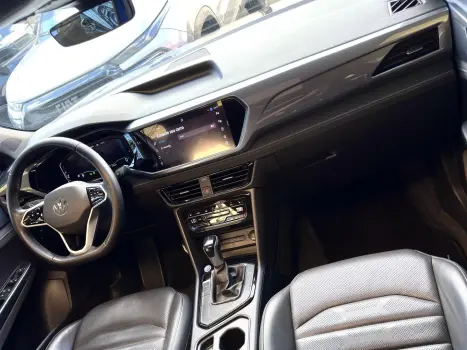 VOLKSWAGEN Taos 1.4 16V 4P FLEX 250 TSI HIGHLINE AUTOM�TICO, Foto 18