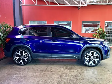 VOLKSWAGEN Taos 1.4 16V 4P FLEX 250 TSI HIGHLINE AUTOM�TICO, Foto 23