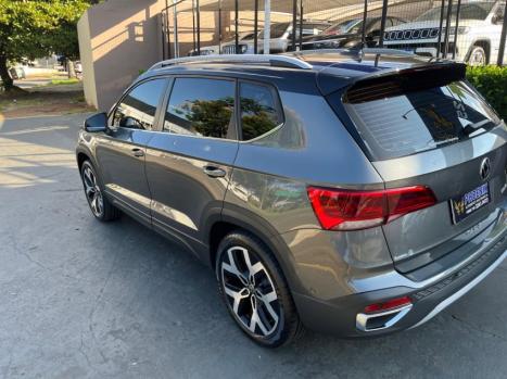 VOLKSWAGEN Taos 1.4 16V 4P FLEX 250 TSI HIGHLINE AUTOM�TICO, Foto 4