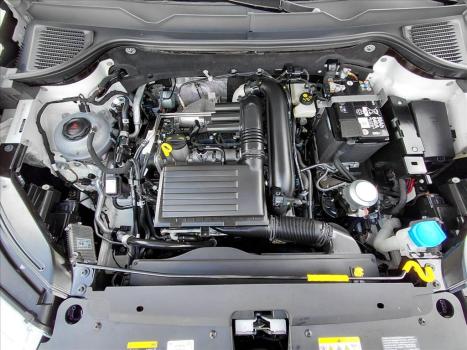 VOLKSWAGEN Taos 1.4 16V 4P FLEX 250 TSI HIGHLINE AUTOM�TICO, Foto 16