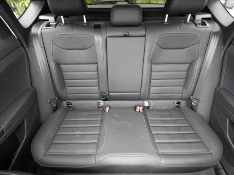 VOLKSWAGEN Taos 1.4 16V 4P FLEX 250 TSI HIGHLINE AUTOM�TICO, Foto 11