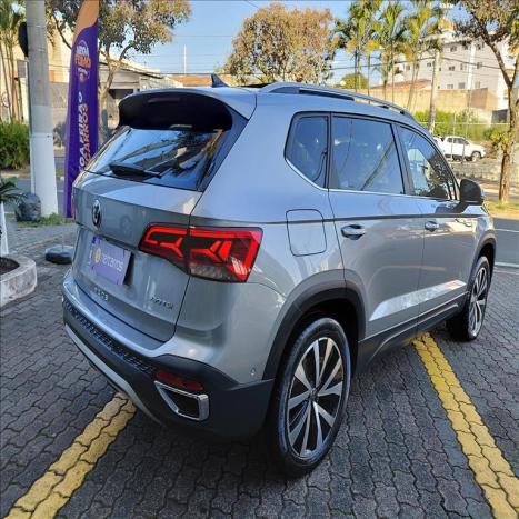 VOLKSWAGEN Taos 1.4 16V 4P FLEX 250 TSI HIGHLINE AUTOM�TICO, Foto 4