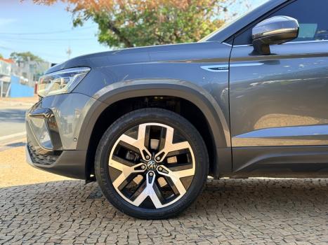 VOLKSWAGEN Taos 1.4 16V 4P FLEX 250 TSI HIGHLINE AUTOM�TICO, Foto 7