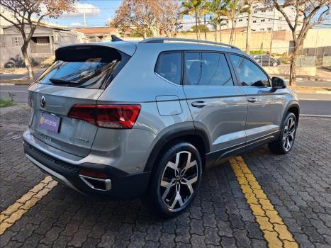VOLKSWAGEN Taos 1.4 16V 4P FLEX 250 TSI HIGHLINE AUTOM�TICO, Foto 4