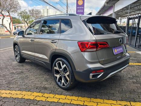 VOLKSWAGEN Taos 1.4 16V 4P FLEX 250 TSI HIGHLINE AUTOM�TICO, Foto 6