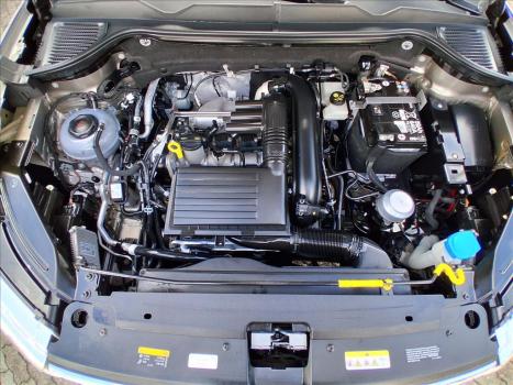 VOLKSWAGEN Taos 1.4 16V 4P FLEX 250 TSI HIGHLINE AUTOM�TICO, Foto 17