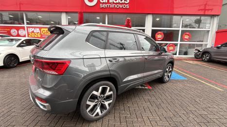 VOLKSWAGEN Taos 1.4 16V 4P FLEX 250 TSI HIGHLINE AUTOM�TICO, Foto 4