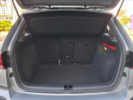 VOLKSWAGEN Taos 1.4 16V 4P FLEX 250 TSI HIGHLINE AUTOM�TICO, Foto 14