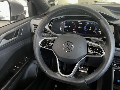VOLKSWAGEN Taos 1.4 16V 4P FLEX 250 TSI HIGHLINE AUTOMÁTICO, Foto 19