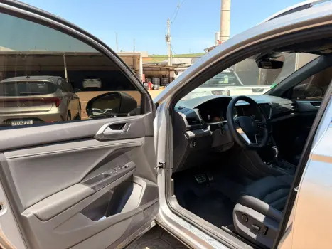 VOLKSWAGEN Taos 1.4 16V 4P FLEX 250 TSI HIGHLINE AUTOMÁTICO, Foto 15