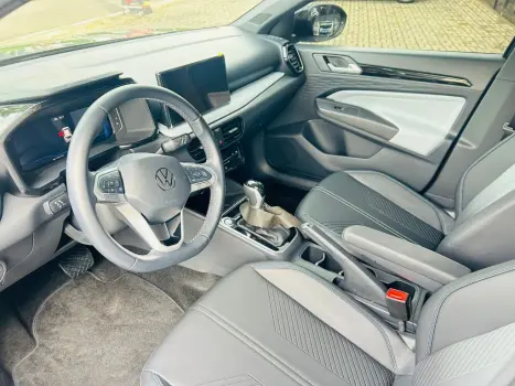 VOLKSWAGEN Tera 1.0 12V 4P 170 TSI HIGH AUTOM�TICO, Foto 8