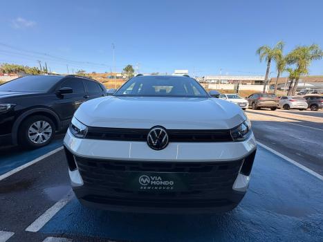 VOLKSWAGEN Tera 1.0 12V 4P MPI, Foto 2