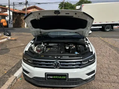 VOLKSWAGEN Tiguan 1.4 250 TSI TOTAL FLEX ALLSPACE COMFORTLINE TURBO AUTOMTICO TIPTRONIC, Foto 11