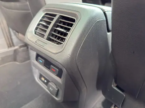 VOLKSWAGEN Tiguan 1.4 250 TSI TOTAL FLEX ALLSPACE COMFORTLINE TURBO AUTOMTICO TIPTRONIC, Foto 14