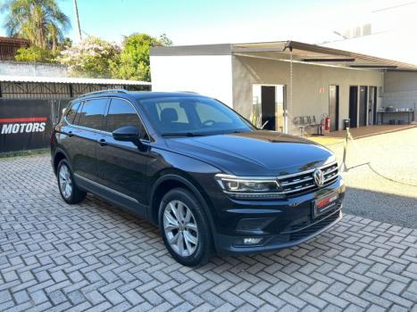 VOLKSWAGEN Tiguan 1.4 250 TSI TOTAL FLEX ALLSPACE COMFORTLINE TURBO AUTOMÁTICO TIPTRONIC, Foto 3 VOLKSWAGEN Tiguan 1.4 250 TSI TOTAL FLEX ALLSPACE COMFORTLINE TURBO AUTOMÁTICO TIPTRONIC, Foto 3