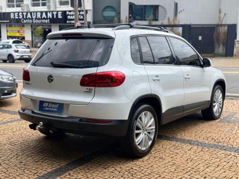 VOLKSWAGEN Tiguan 1.4 16V 4P TSI TURBO DSG AUTOM�TICO, Foto 4