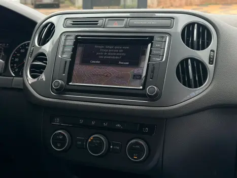 VOLKSWAGEN Tiguan 1.4 16V 4P TSI TURBO DSG AUTOM�TICO, Foto 12