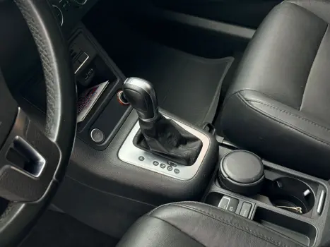 VOLKSWAGEN Tiguan 1.4 16V 4P TSI TURBO DSG AUTOM�TICO, Foto 13