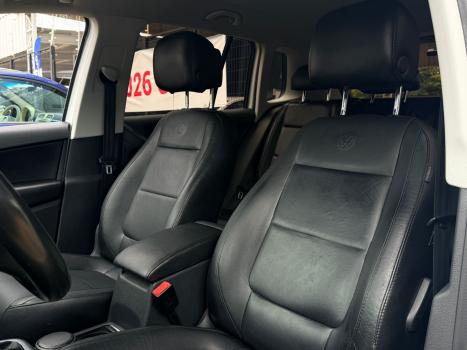 VOLKSWAGEN Tiguan 1.4 16V 4P TSI TURBO DSG AUTOM�TICO, Foto 14