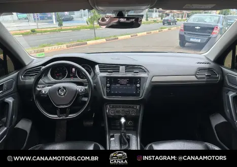 VOLKSWAGEN Tiguan 1.4 250 TSI TOTAL FLEX ALLSPACE COMFORTLINE TURBO AUTOM�TICO TIPTRONIC, Foto 12