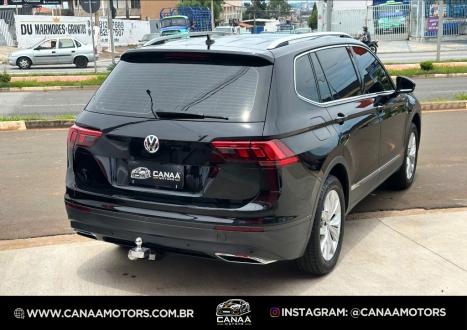 VOLKSWAGEN Tiguan 1.4 250 TSI TOTAL FLEX ALLSPACE COMFORTLINE TURBO AUTOM�TICO TIPTRONIC, Foto 4