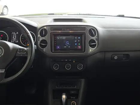 VOLKSWAGEN Tiguan 1.4 16V 4P TSI TURBO DSG AUTOM�TICO, Foto 7