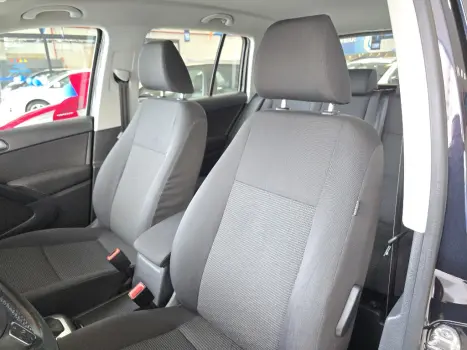 VOLKSWAGEN Tiguan 1.4 16V 4P TSI TURBO DSG AUTOM�TICO, Foto 14