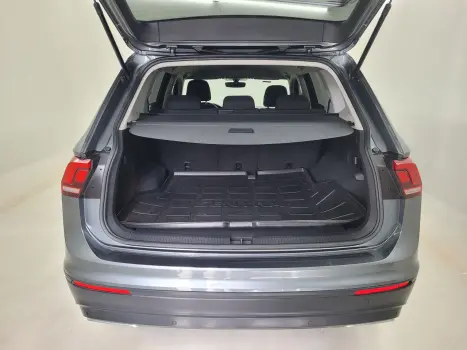 VOLKSWAGEN Tiguan 1.4 250 TSI TOTAL FLEX ALLSPACE TURBO AUTOM�TICO TIPTRONIC, Foto 8