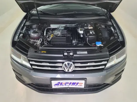 VOLKSWAGEN Tiguan 1.4 250 TSI TOTAL FLEX ALLSPACE TURBO AUTOM�TICO TIPTRONIC, Foto 9