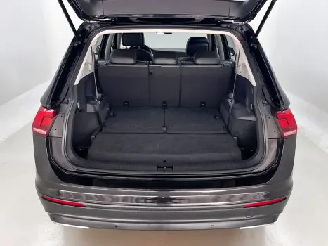 VOLKSWAGEN Tiguan 1.4 250 TSI TOTAL FLEX ALLSPACE COMFORTLINE TURBO AUTOM�TICO TIPTRONIC, Foto 10