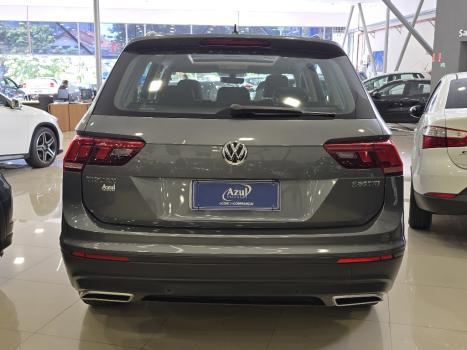 VOLKSWAGEN Tiguan 1.4 250 TSI TOTAL FLEX ALLSPACE COMFORTLINE TURBO AUTOM�TICO TIPTRONIC, Foto 5